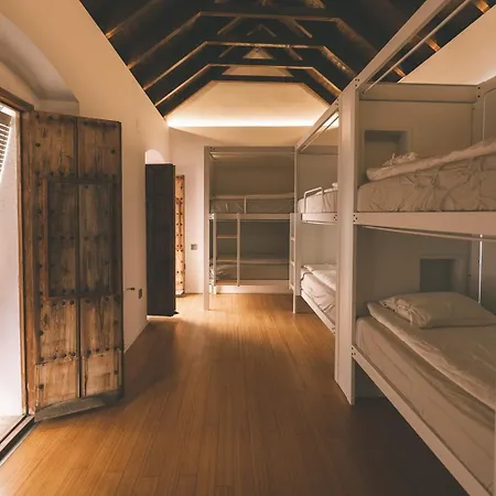 펜션 Acogedora Casa Con Piscina En El Centro Historico 세비야