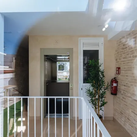New Hostly Arenal Guest house Seville