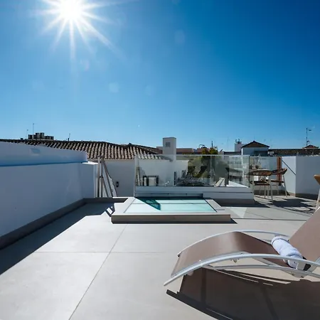 New Hostly Arenal * Seville