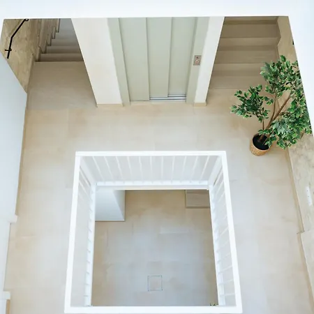 New Hostly Arenal Guest house Seville