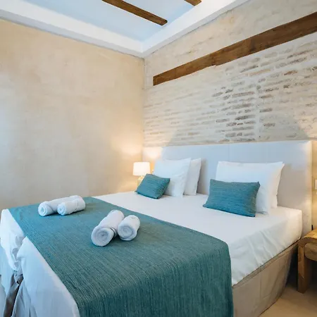 New Hostly Arenal Guest house Seville