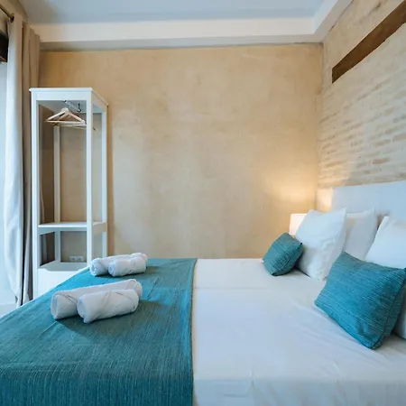 New Hostly Arenal Guest house