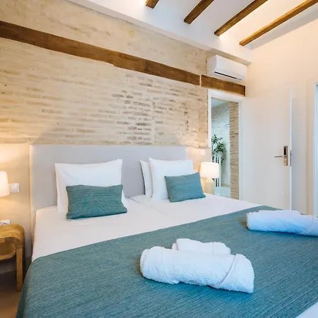 New Hostly Arenal Seville