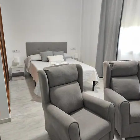 Apartment Fibes Ii Edificio Lux *