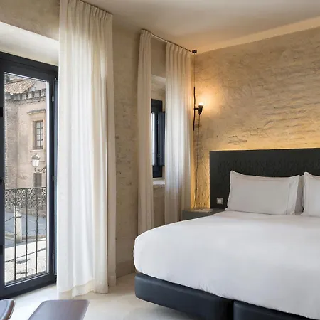 Eme Catedral Mercer Hotel 5*