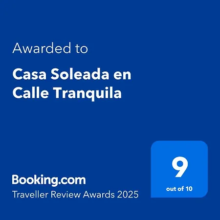 Casa Soleada En Calle Tranquila Holiday home