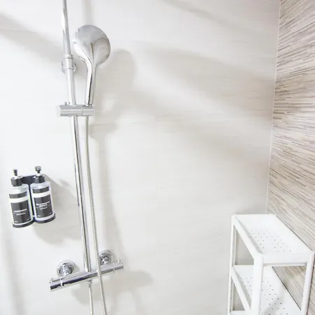 Rentalsevilla Santa Rufina Апартаменты *