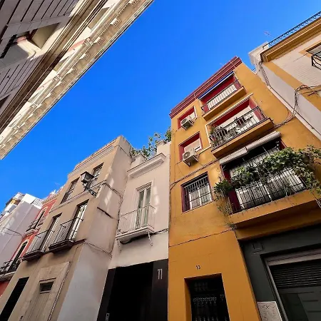 Alhondiga Luxury Apartment