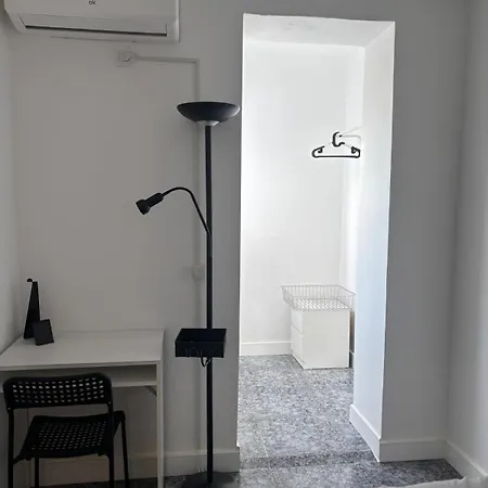 Kansas 68 Apartment Seville