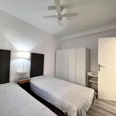 Kansas 721 Apartment *