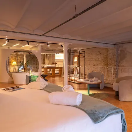Ohliving Maestranza House * Seville