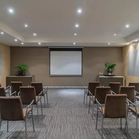 Ac Ciudad De By Marriott Sevilla