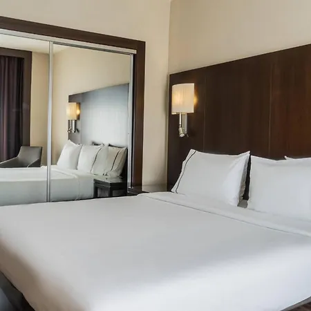 Hotel Ac Ciudad De By Marriott 4*