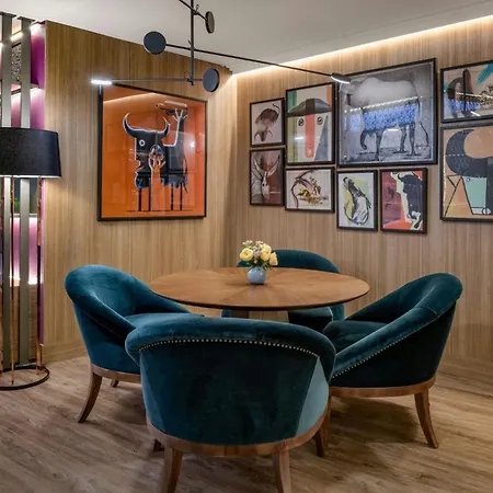 Hotel Querencia De Sevilla, Autograph Collection 4*