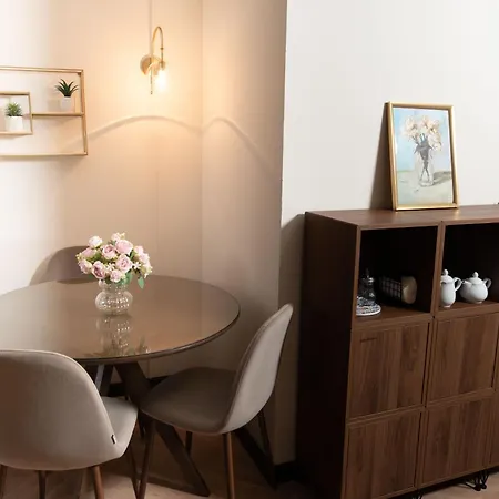 Alohamundi Alameda V Apartment Seville