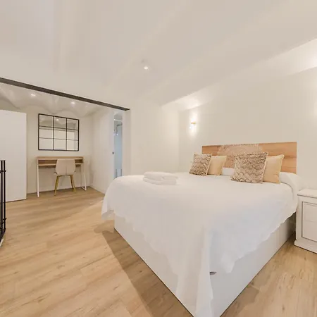 Apartment Duplex Dreams De Barrio Santa Cruz Seville