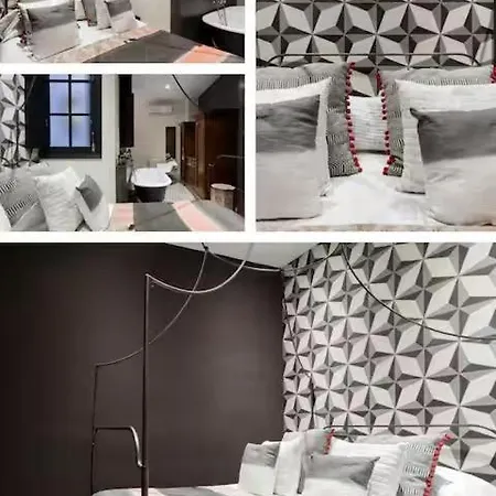A Pies De La Giralda Apartment *
