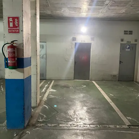 Fibes Con Parking Gratis Seville