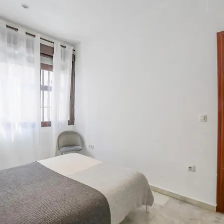 Becquer Apartment Seville