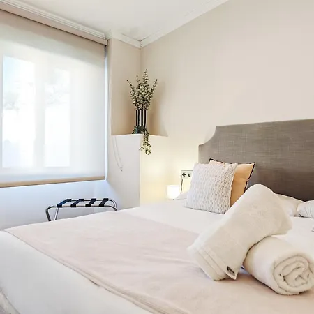 Azz Torre De La Plata Apartment Seville