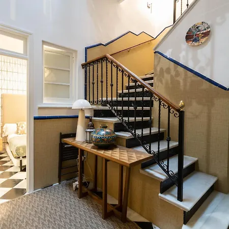 Apartment 5-bedroom Gem In The Heart Of *