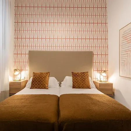 5-bedroom Gem In The Heart Of Apartamento