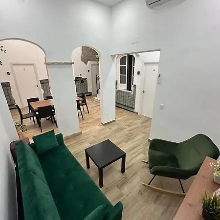 Triana Riverside Hostal Sevilla