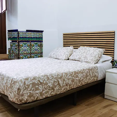 Triana Riverside Hostal Sevilla
