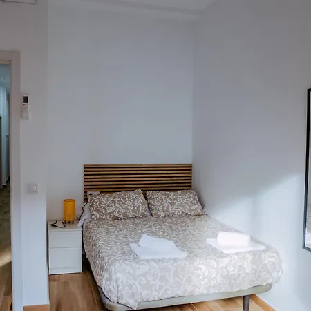 Hostal Triana Riverside