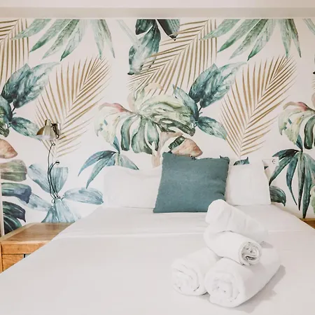 Spacious Apartment *
