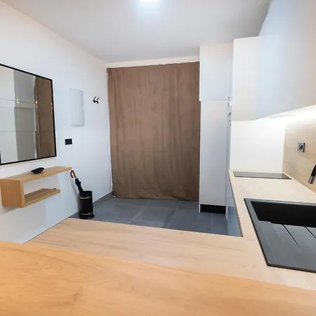 Rentalsevilla Enjoy Nervion Apartment