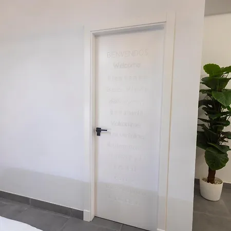 Rentalsevilla Enjoy Nervion Apartment *