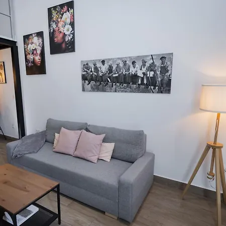 Rentalsevilla Alejo Fernandez Ii Apartment Seville