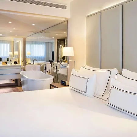 Hotel Melia Lebreros 4*