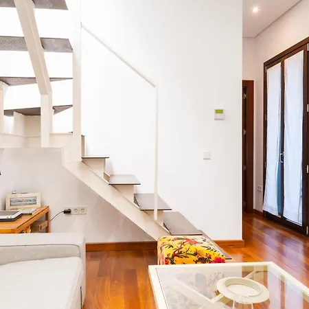 Attic With Terrace- 1bd 1bth- Corral Del Rey Apartment Seville