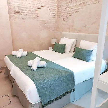 New Hostly Arenal Guest house *