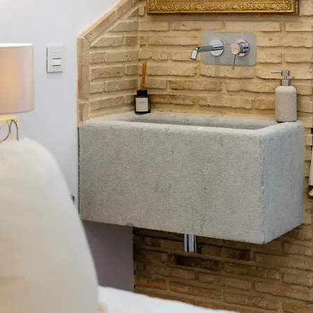 Ohliving Rosario Vega