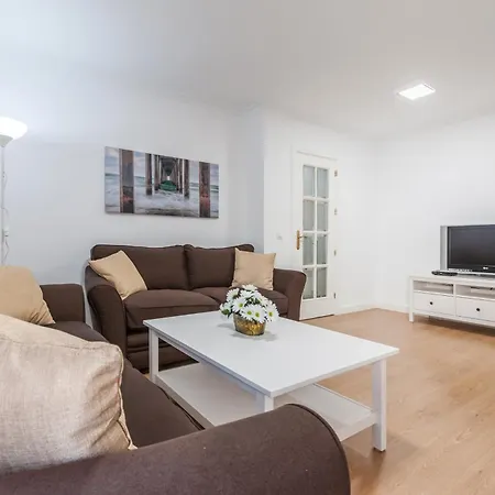 Amicorum Parking Apartment