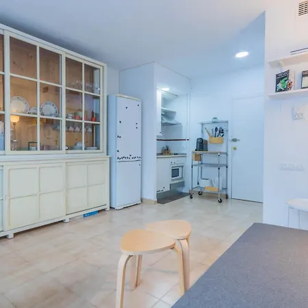 And Cozy- 1bd 1bth- Triana Apartment *