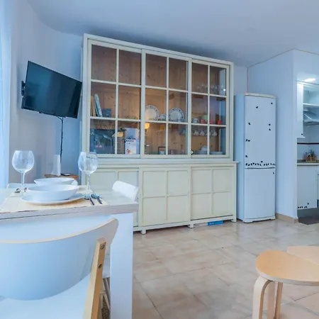 Apartment And Cozy- 1bd 1bth- Triana *