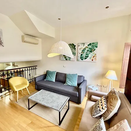 Apartment Charming 2 Bedroom At Center By Cityzen