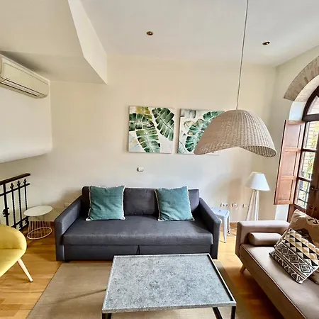 Charming 2 Bedroom At Center By Cityzen * Seville