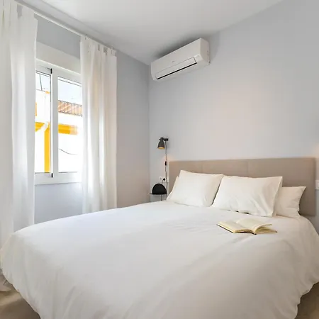 Charming 2 Bedroom Apartment At Iconic Triana Neighborhood By Ocityzen Apartment Seville