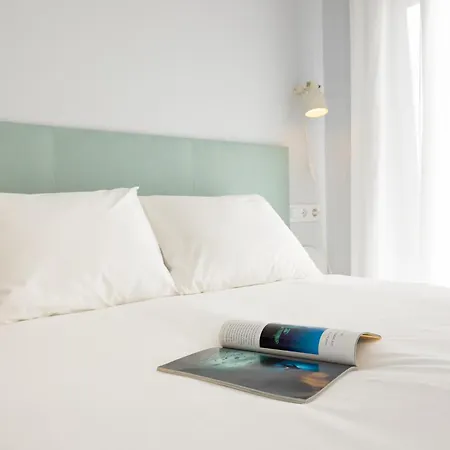 Charming 2 Bedroom Apartment At Iconic Triana Neighborhood By Ocityzen *