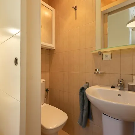 Charming 2 Bedroom At Center By Cityzen *