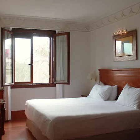 Inglaterra 4* Sevilla