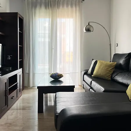 Center - Aloha Apartment