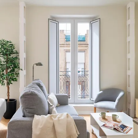 Apartman Opera Alameda