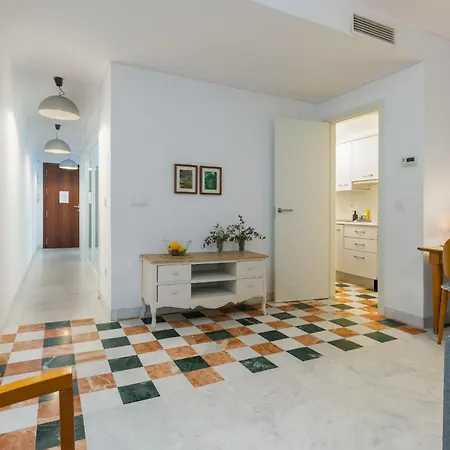 Apartament Anfitrion 9 *