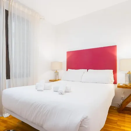 3 Bedrooms 2 Bathrooms Furnished - Triana - Great - Mintystay Apartment